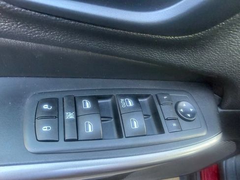 Used 2020 Jeep Cherokee Latitude AWD/4WD image 54
