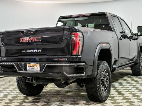 Used 2024 GMC Sierra 2500 AT4X AWD/4WD image 8