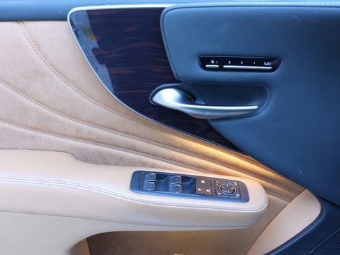 Certified 2021 Lexus LS 500 AWD image 12