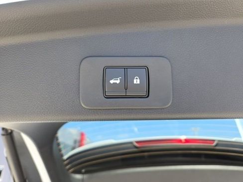 Certified 2025 Nissan Murano SV w/ Cargo Package image 26