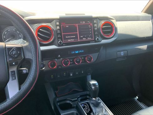 Used 2021 Toyota Tacoma SR AWD/4WD image 15