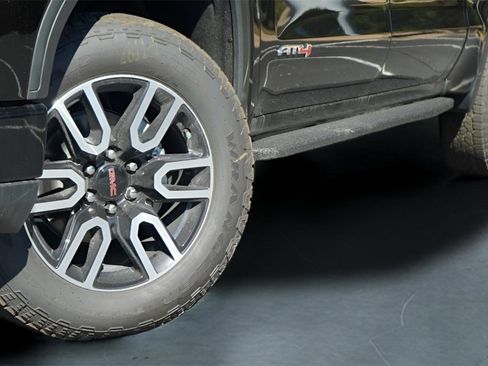 New 2026 GMC Sierra 1500 AT4 w/ AT4 Premium Package image 3