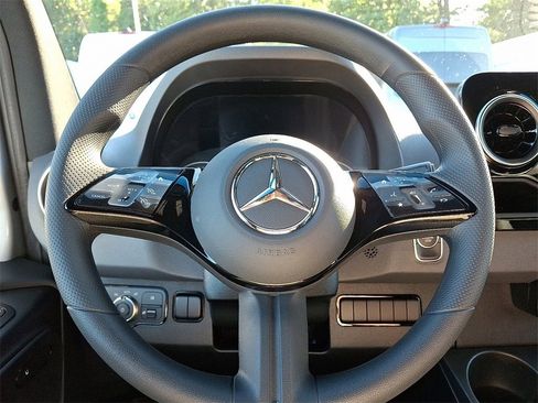 New 2025 Mercedes-Benz Sprinter 2500 image 14