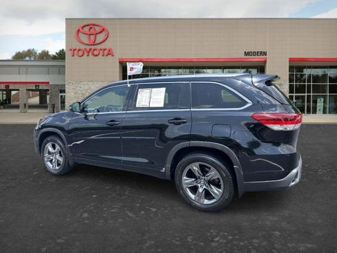 Used 2019 Toyota Highlander Limited Platinum AWD/4WD image 5