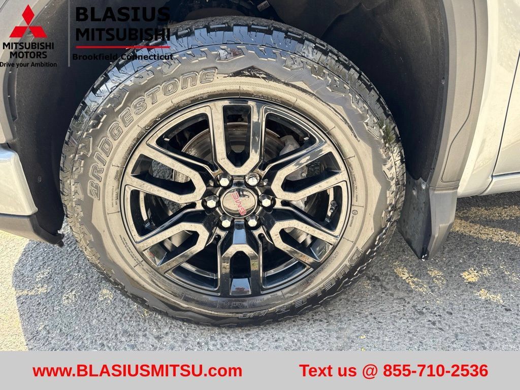 Used 2024 GMC Sierra 1500 Elevation w/ X31 Off-Road Package AWD/4WD image 13