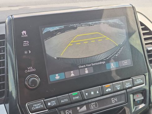 Used 2018 Honda Odyssey Touring image 21