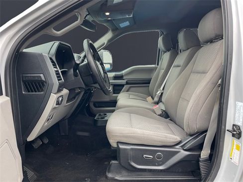 Used 2018 Ford F150 XLT w/ Equipment Group 301A Mid image 9