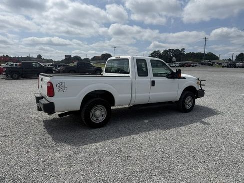 Used 2015 Ford F250 XL w/ Power Equipment Group AWD/4WD image 5