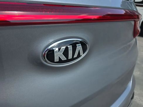 Used 2022 Kia Sportage LX image 10