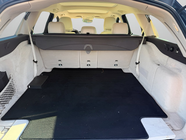 Used 2019 Mercedes-Benz E 450 4MATIC Wagon w/ Premium Package image 9