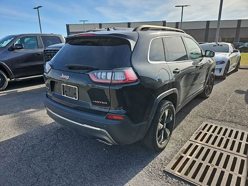 Used 2019 Jeep Cherokee Limited image 7