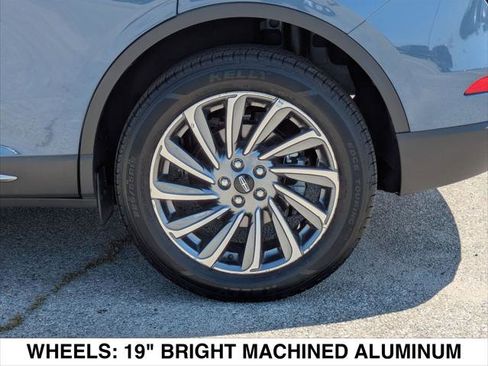 Used 2023 Lincoln Corsair Reserve w/ Equipment Group 201A image 9