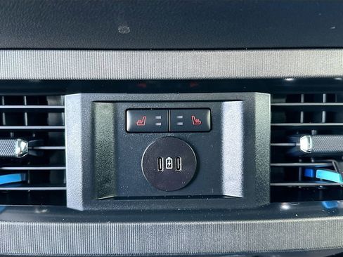 Used 2024 Ford F350 Platinum image 26