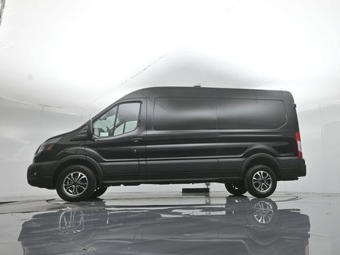 New 2026 Ford Transit 250 148 Medium Roof w/ Exterior Upgrade Package RWD image 7