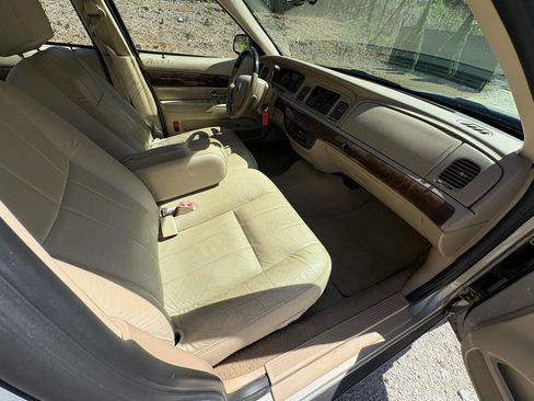 Used 2009 Mercury Grand Marquis LS RWD image 12