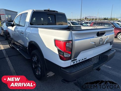Used 2023 Nissan Titan Platinum Reserve w/ Moonroof Package AWD/4WD image 3
