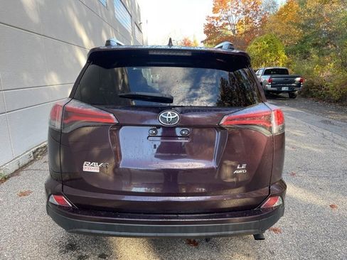 Used 2017 Toyota RAV4 LE image 7