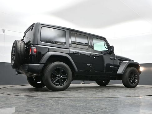 Used 2023 Jeep Wrangler Unlimited Sport AWD/4WD image 42