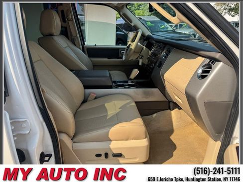 Used 2011 Ford Expedition XLT w/ 202A Rapid Spec Order Code AWD/4WD image 30
