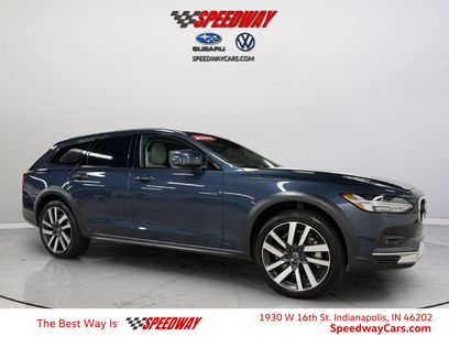 Used 2025 Volvo V90 B6 Cross Country Plus w/ Climate Package