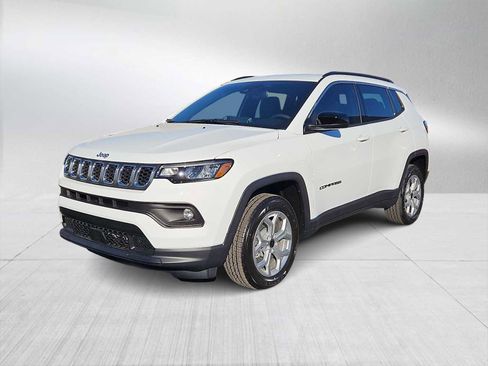 New 2026 Jeep Compass Latitude image 4