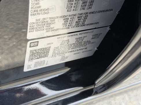 Certified 2025 GMC Sierra 1500 SLT RWD image 37