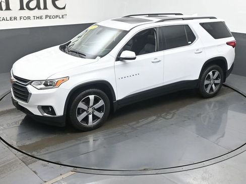 Used 2019 Chevrolet Traverse LT w/ LT Premium Package image 46