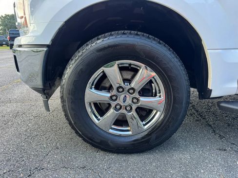 Used 2018 Ford F150 XLT w/ Equipment Group 301A Mid AWD/4WD image 8