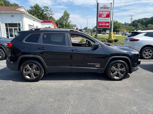 Used 2017 Jeep Cherokee 75th Anniversary AWD/4WD image 6