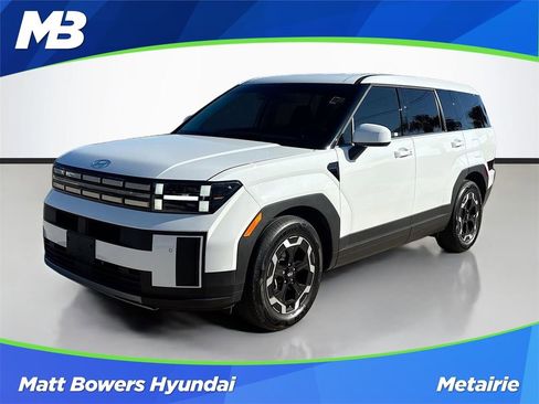 Used 2025 Hyundai Santa Fe SE image 1