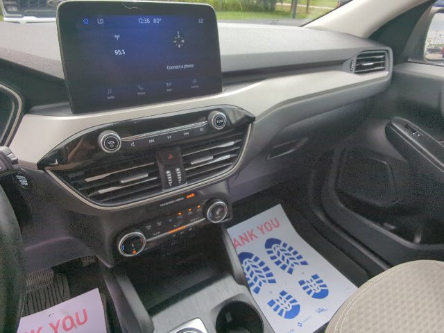 Used 2022 Ford Escape SE w/ SE Sport Appearance Package AWD/4WD image 16