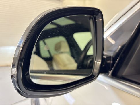 Used 2022 BMW X5 xDrive45e w/ Luxury Seating Package image 22