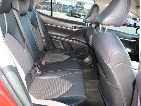 Used 2021 Toyota Camry SE FWD image 25