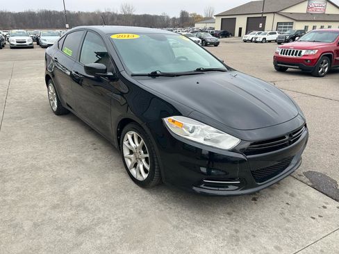 Used 2013 Dodge Dart SXT image 3