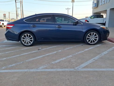 Used 2015 Toyota Avalon Limited FWD image 6