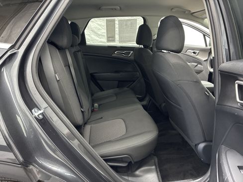 Certified 2024 Kia Sportage LX AWD/4WD image 9