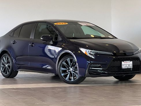 Certified 2025 Toyota Corolla XSE FWD image 2