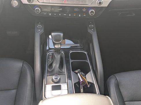 Certified 2024 Kia Telluride EX FWD image 19