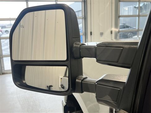 Used 2025 Ford F250 XLT image 8