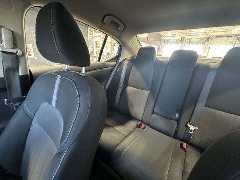 Certified 2022 Nissan Sentra SV FWD image 4