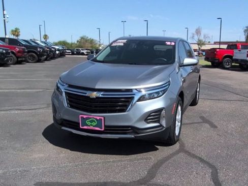 Certified 2023 Chevrolet Equinox LT FWD image 3