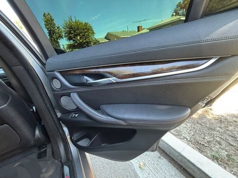 Used 2019 BMW X6 sDrive35i w/ M Sport Package RWD image 38