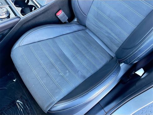 Used 2024 Mitsubishi Outlander FWD image 12