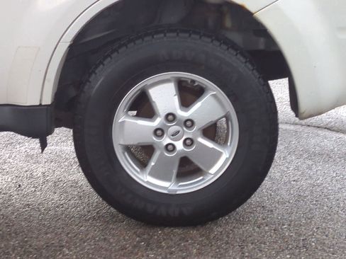 Used 2012 Ford Escape XLT FWD image 14