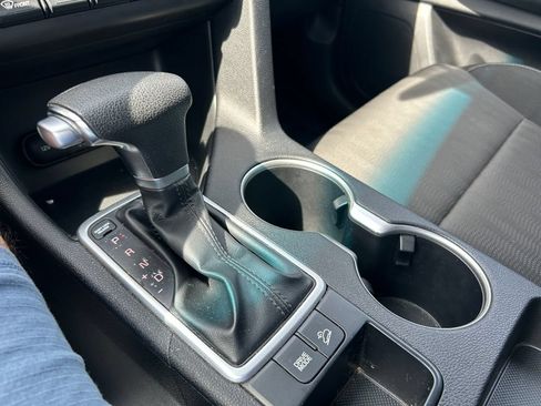 Used 2019 Kia Sportage LX FWD image 25