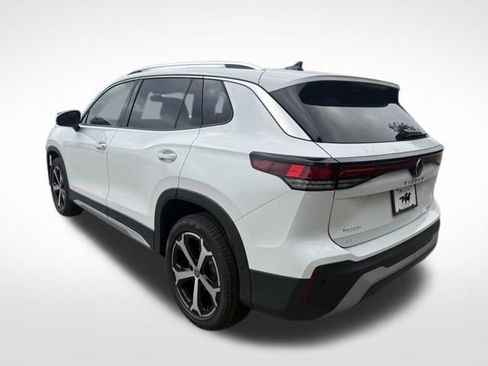 New 2026 Volkswagen Tiguan SE image 4