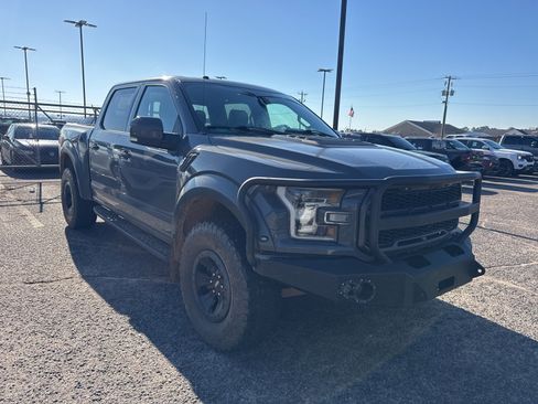 Used 2018 Ford F150 Raptor w/ Equipment Group 802A Luxury image 1