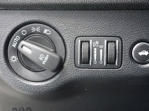 Used 2014 Dodge Charger R/T image 24