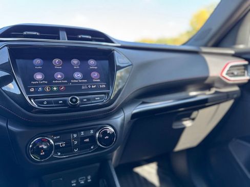 Used 2023 Chevrolet TrailBlazer RS w/ Convenience Package image 33