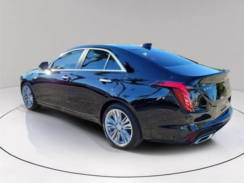 Used 2025 Cadillac CT4 Premium Luxury image 4